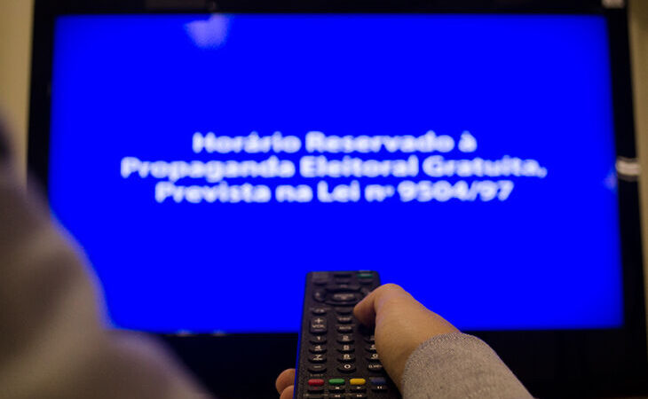 Propaganda eleitoral no rádio e TV começa nesta semana, em Curitiba