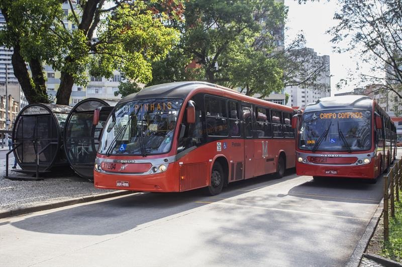 Curitiba terá passagem a R$ 3 nos domingos e feriados