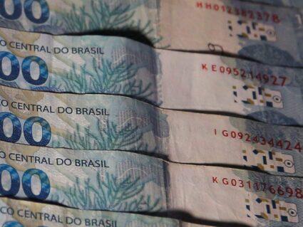 Governo Federal prevê salário mínimo de R$ 1.509 em 2025