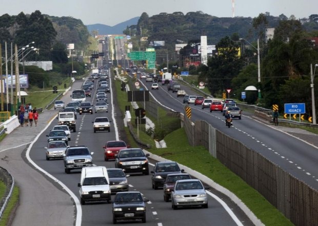 Rodovias: veja o movimento na volta do feriado da República no Paraná