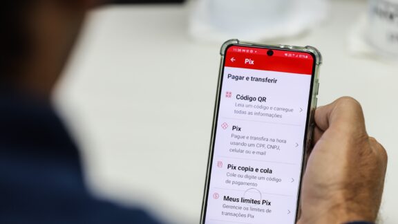 Pix vai superar os cartões de crédito no comércio digital