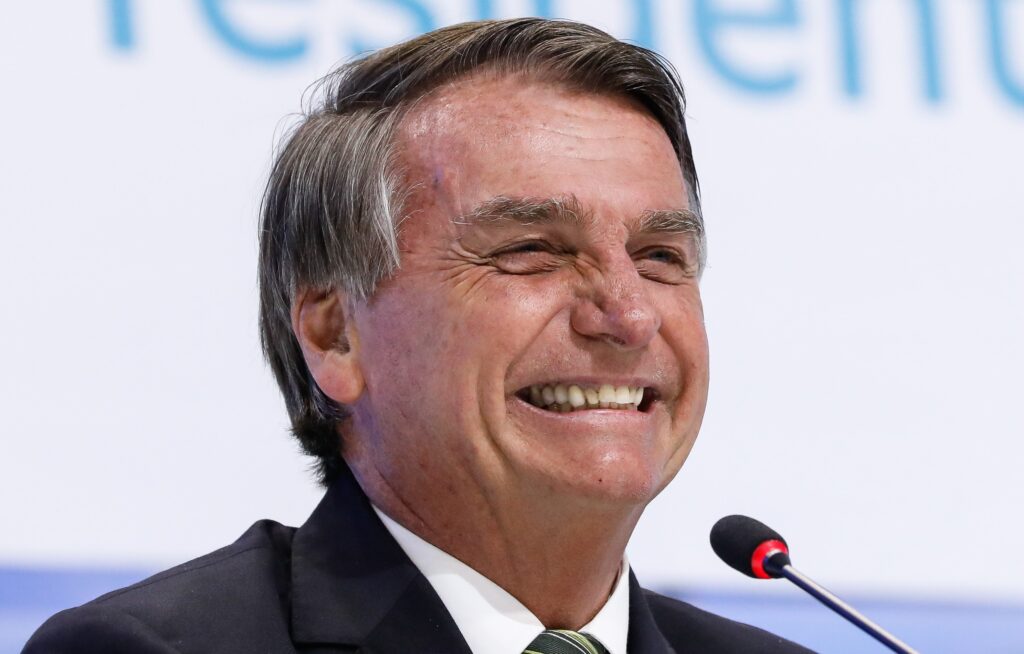 Bolsonaro deixa Cristina na mão e não participará da campanha em Curitiba