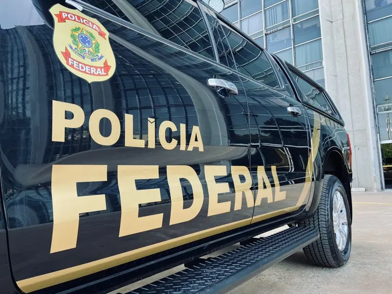 Polícia Federal abre inquérito para investigar R$ 4,2 bi em emendas