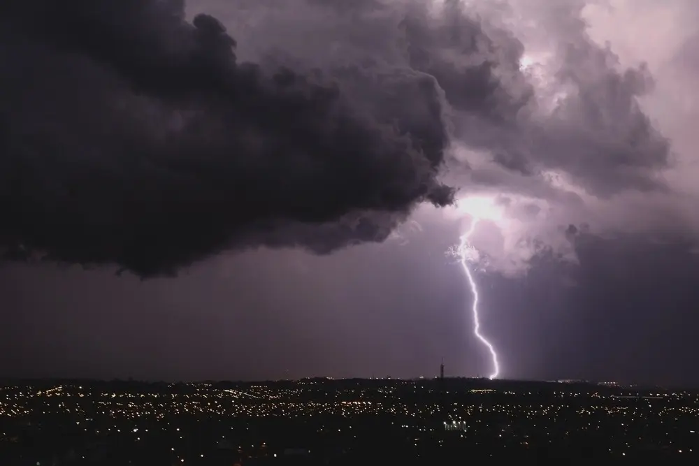 Sexta-feira 13 terá Chuva Preta no Paraná