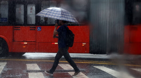 Previsão do tempo é de mais chuva para quase todo Paraná