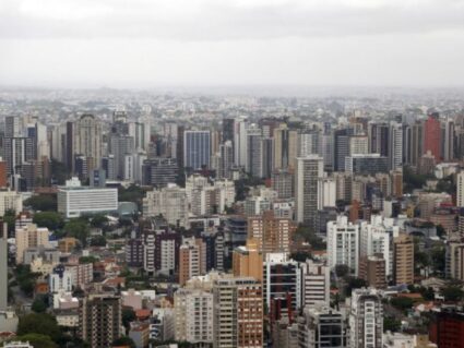 Feriado em Curitiba será de tempo nublado; veja a previsão