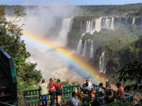 turistas estrangeiros turismo paraná