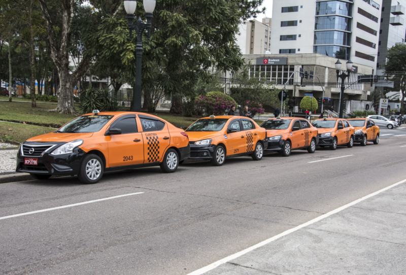 Táxi pode ficar mais caro em Curitiba; confira novos valores