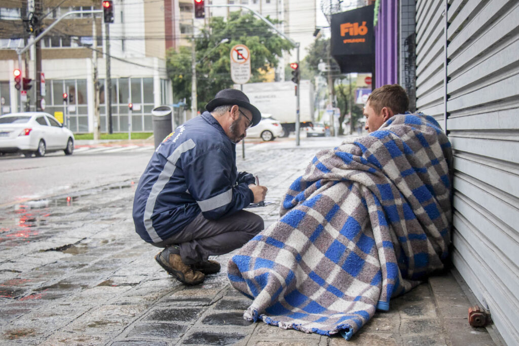 Curitiba fez mais de 80 mil acolhimentos à população em situação de rua nos dias mais frios