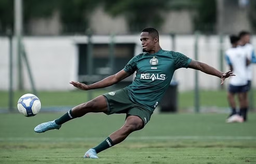 Maior contratação do Coritiba em 2024 é emprestado para rival da Série B