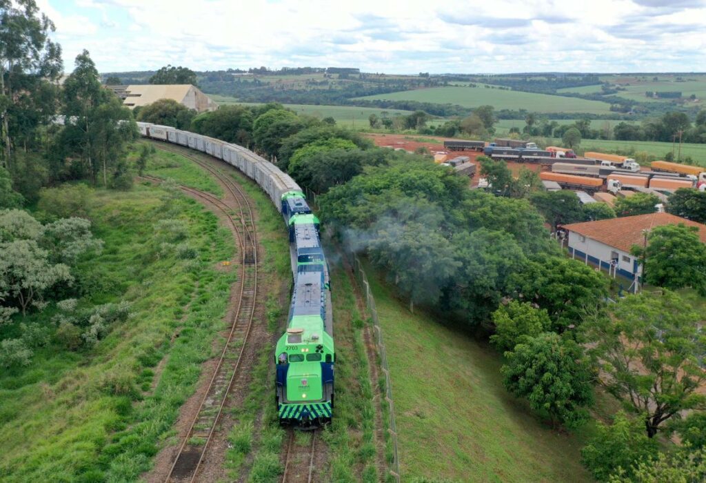 Setores produtivos e de transportes querem mais transparência na venda da Ferroeste