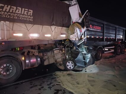 Engavetamento no Contorno Leste deixa seis mortos