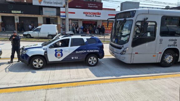 Operação fura-catracas detém 20 adolescentes em Curitiba