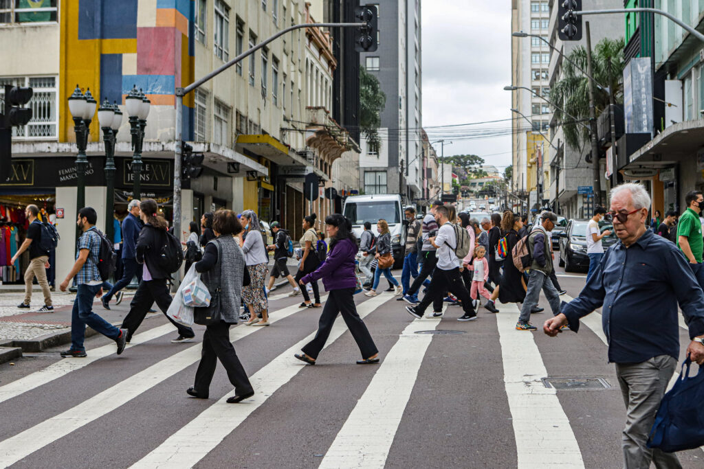 Paraná vai sofrer com envelhecimento da sua população