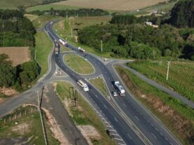 BR-277, sentido Paranaguá, é interditada em Morretes