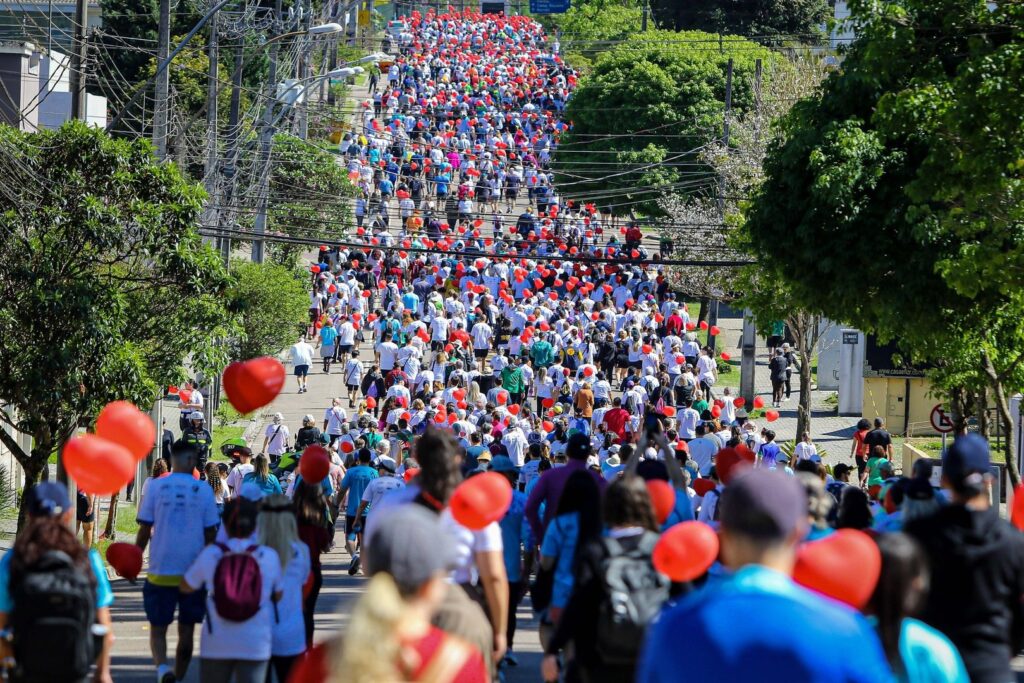 Caminhada do Coração bate recorde de participantes pelo combate ao sedentarismo