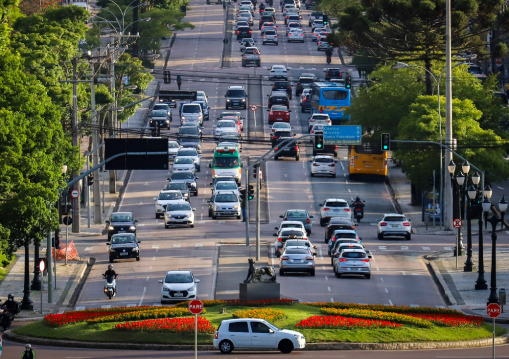 Licenciamento estadual de veículos com placas finais 3, 4 e 5 vence em setembro