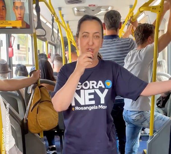 Rosângela Moro surpreende como usuária do busão e estreia como repórter