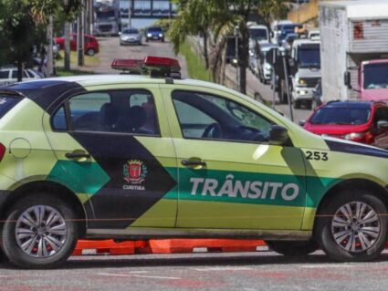 Rua do Campina do Siqueira é totalmente bloqueada por 10 dias