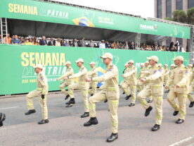 desfile-7-de-setembro-curitiba