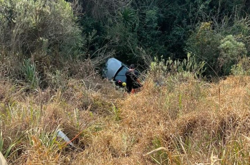 Família que capotou o carro no Contorno Norte seguia para festa de aniversário