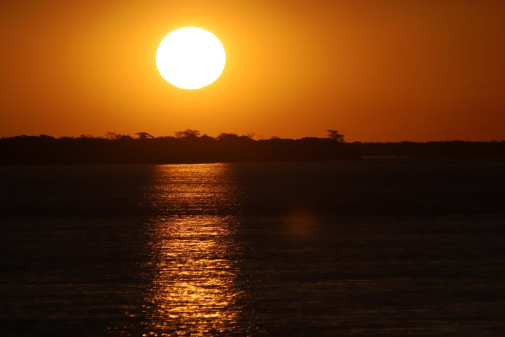 Cidade do Paraná tem sensação térmica de 50ºC nesta segunda-feira (20)