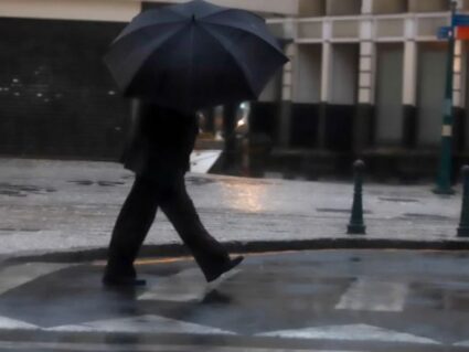 Domingo de chuva e temperaturas amenas dá uma trégua para Curitiba