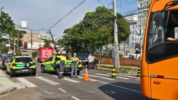 Acidente deixa mais de 900 residências sem luz em Curitiba