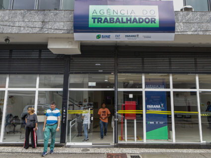 Agências do Trabalhador têm 22 mil vagas de emprego abertas; veja a lista