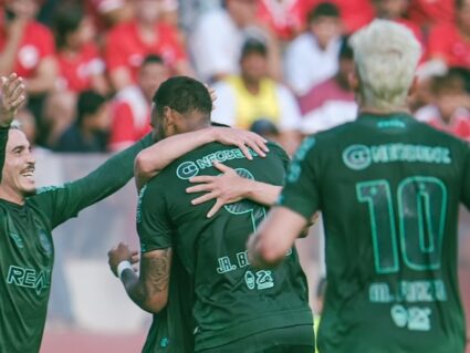 Coritiba tem mudança forçada na escalação contra o Paysandu