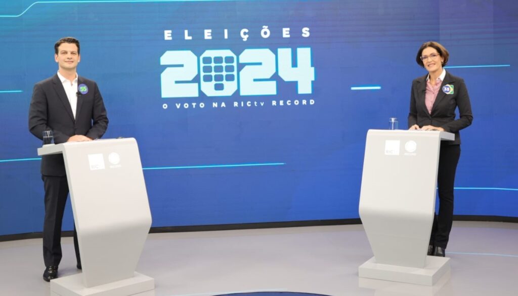 Eduardo Pimentel e Cristina Graeml trocam acusações durante o debate