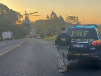 Grave acidente na BR-277 deixa motorista morta e quatro feridos; crianças entre as vítimas