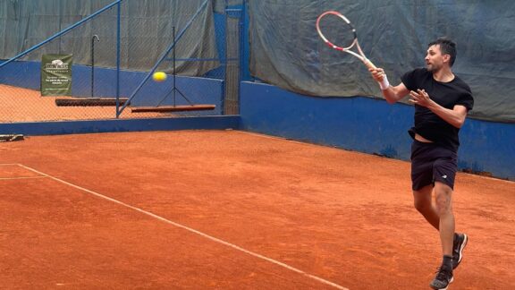 Ex-jogador e diretor do Athletico participará de torneio de tênis em Porto Alegre