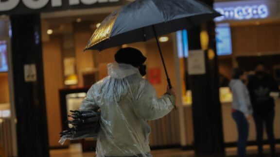 Paraná terá fortes chuvas ao longo do fim de semana, alerta Inmet