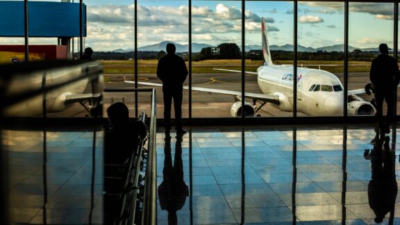 Aeroporto Internacional Afonso Pena volta a operar voos para Porto Alegre