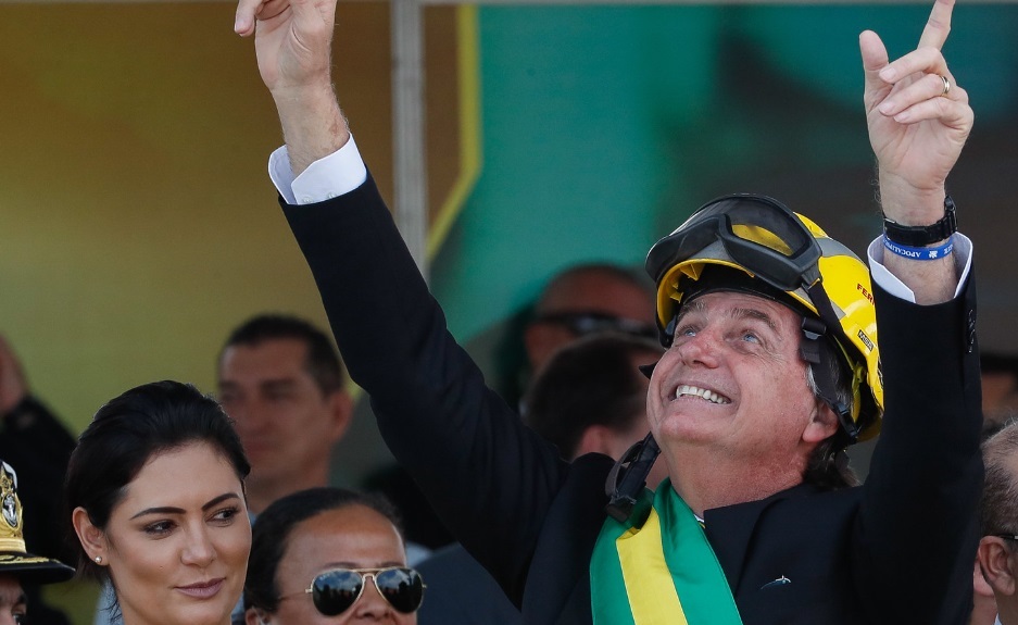 Bolsonaro pode ser preso, diante da tentativa de golpe e assassinatos?