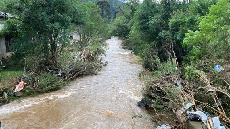 Corpinho de bebê arrastado por enxurrada em General Carneiro é encontrado