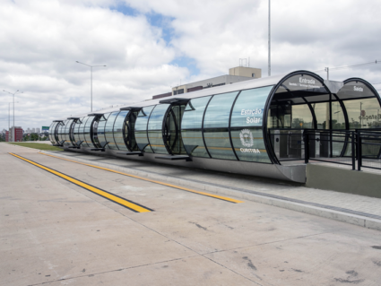 Prefeitura inaugura estações-tubo na Linha Verde