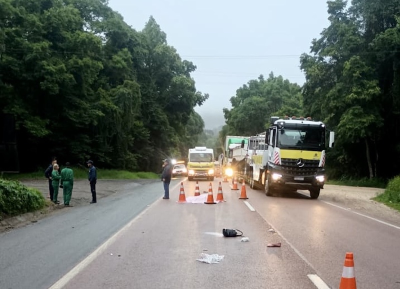 Idosa morre atropelada na BR-277, na Região Metropolitana de Curitiba