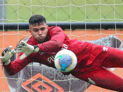 São Paulo x Athletico: onde assistir ao vivo, escalações e horário do Brasileirão