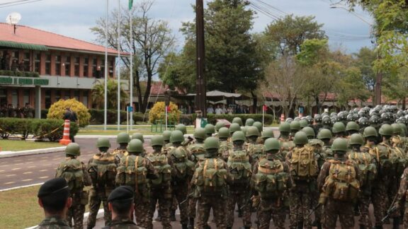 Armas desaparecem de arsenal do Exército, no Paraná