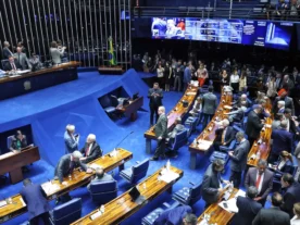 Senado aprova texto-base da reforma tributária