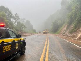 Trecho da BR-277 na Serra da Esperança segue totalmente interditado