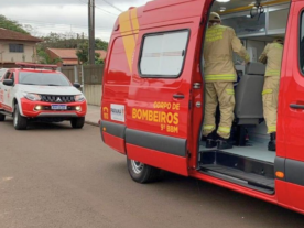 caminhão-bombeiros-trabalhadores-piche