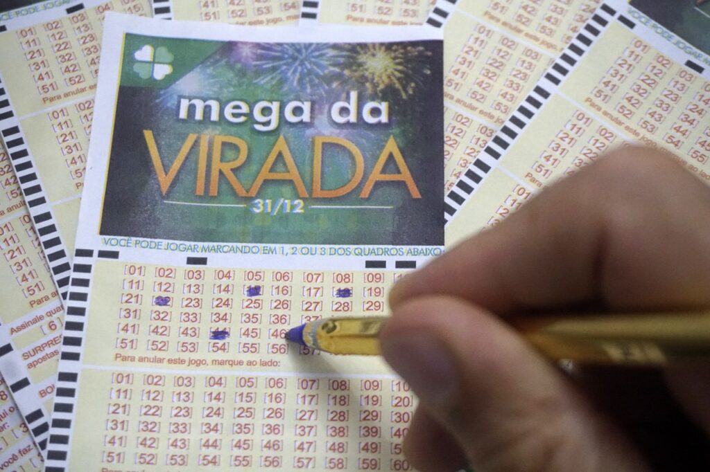 Veja o resultado Mega da Virada 2024: prêmio de R$ 600 milhões