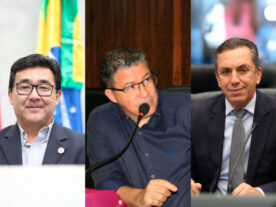 os novos deputados estaduais do paraná (Esq. p dir.) Jairo Tamura (PL), Dr. Leônidas (CDN) e Wilmar Reichembach (PSD).Crédito Divulgação Alep