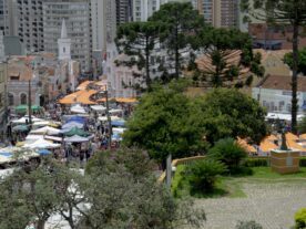 Feirinha do Largo da Ordem é uma das três melhores do Brasil, diz Tripadvisor