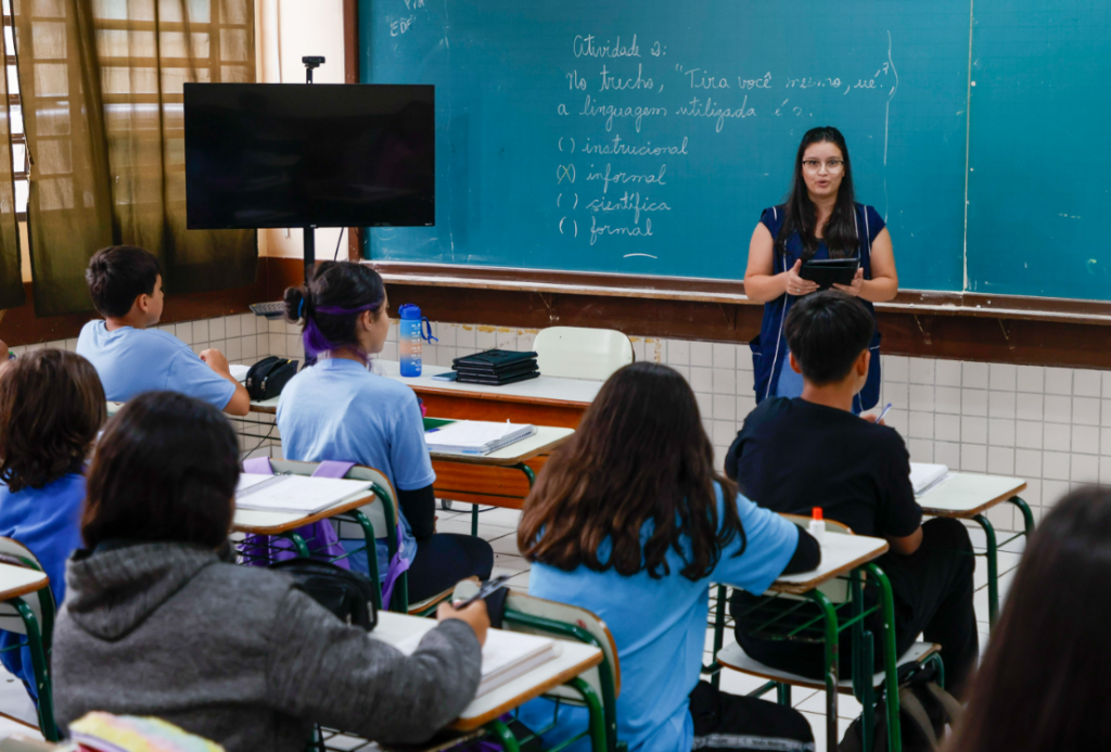 Governo anuncia continuidade do programa Parceiro da Escola