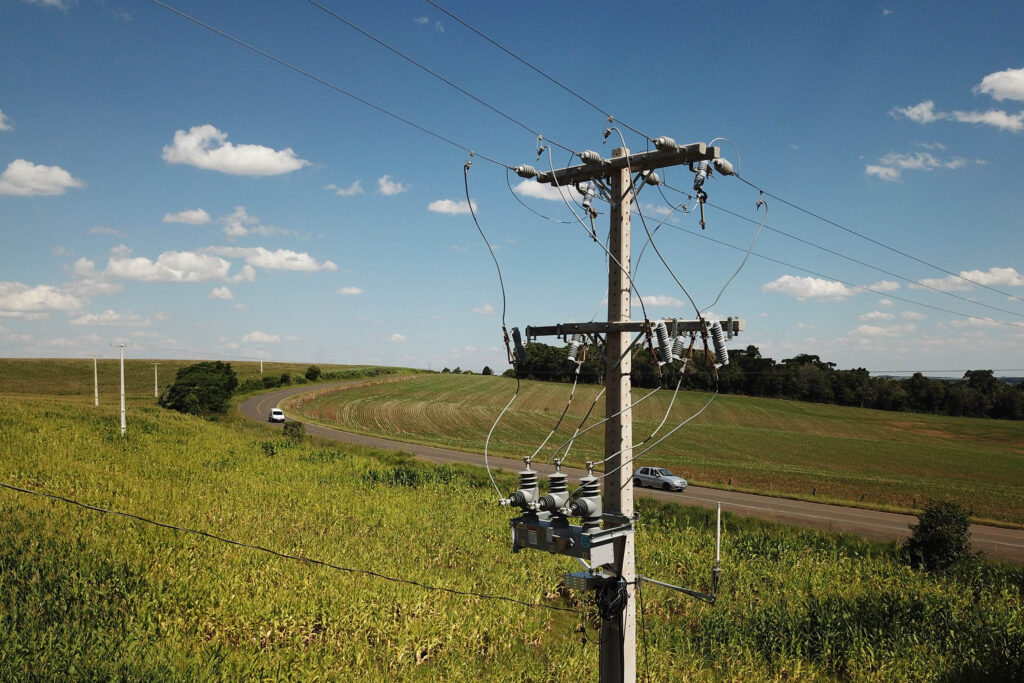 Inovação da Copel permite a rápida volta da energia em caso de quedas no fornecimento