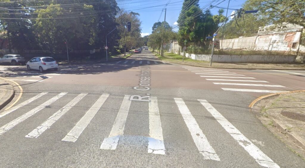 Rua do Hugo Lange passa a ter sentido único; confira!